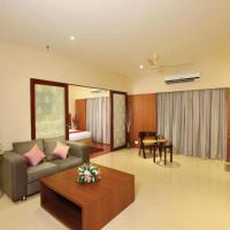 Jk Residency Cheruvathur Extérieur photo
